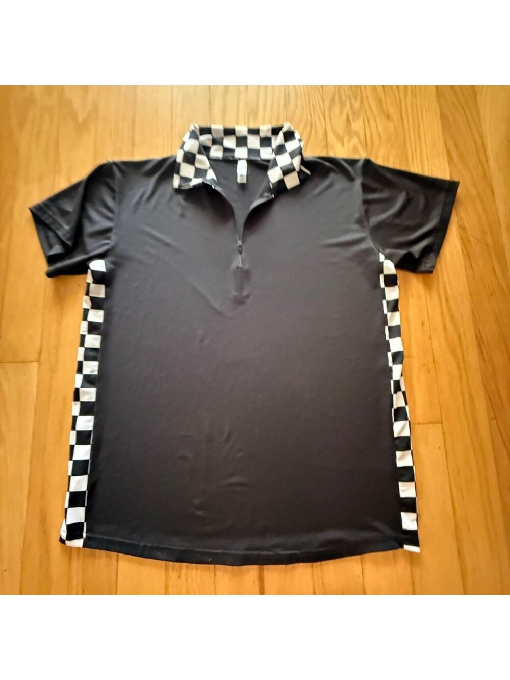 In Your Face Appeal Mens Size M Black 1/4 Zip Checked Accent Shirt Short Sleeve